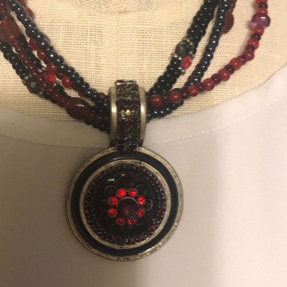 Necklace - Picture 2 of 3